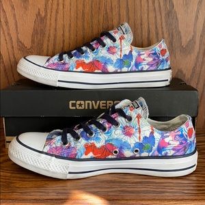 Converse Red & Blue Flowers Women’s Size 7